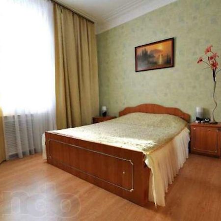 Apartments On Bolshaya Morskaya 65 นิโกลาเยฟ ภายนอก รูปภาพ